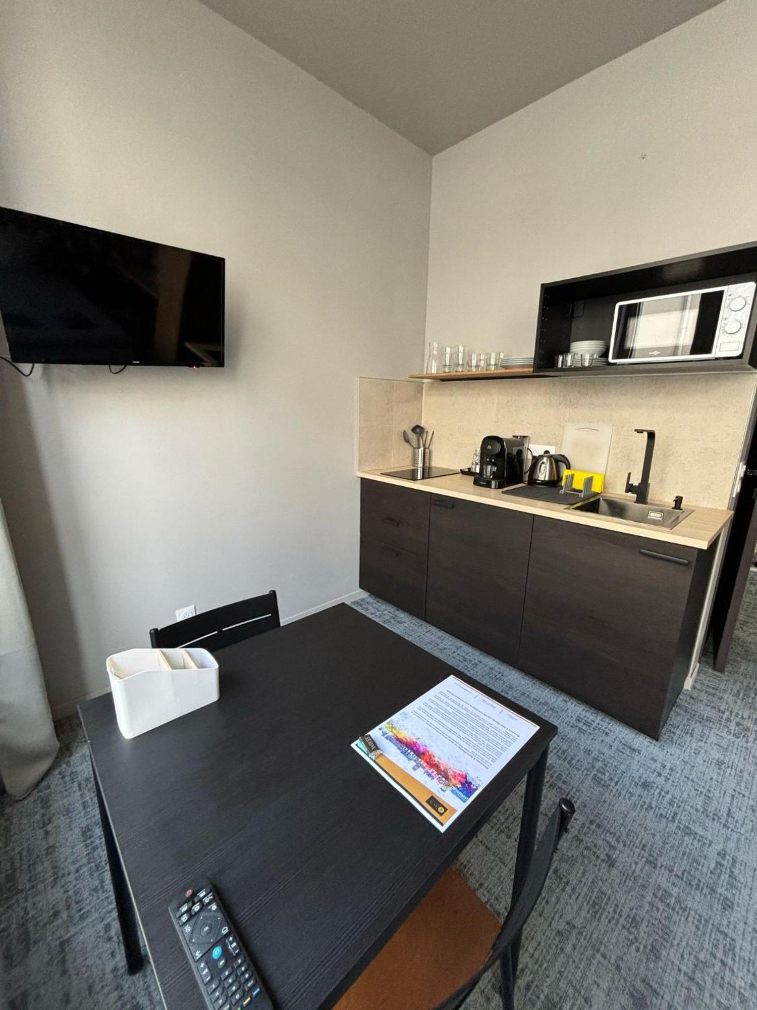 Ferienwohnung Le 12 Wifi Cosy Parking Gratuit Saint-Etienne  Exterior foto