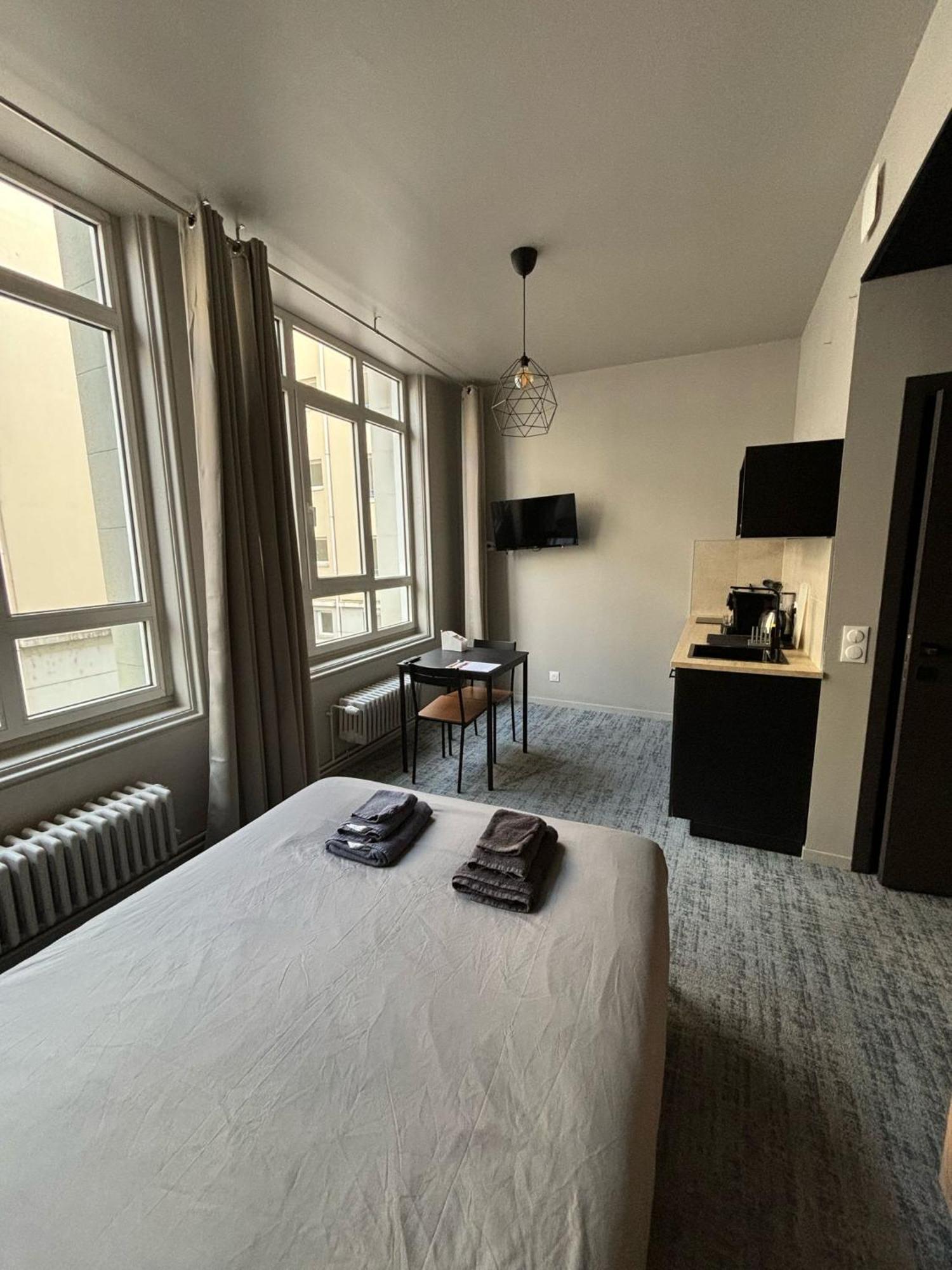 Ferienwohnung Le 12 Wifi Cosy Parking Gratuit Saint-Etienne  Exterior foto