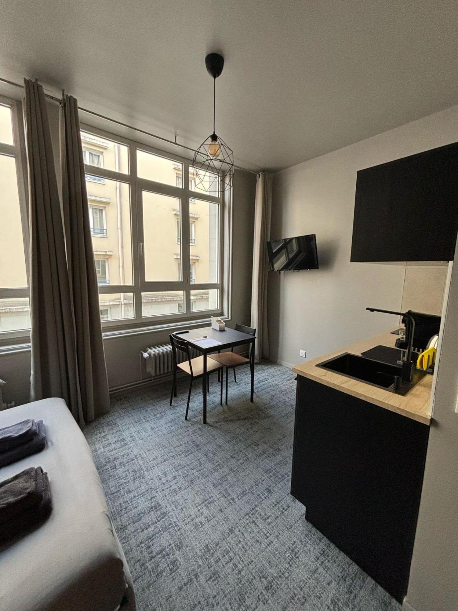 Ferienwohnung Le 12 Wifi Cosy Parking Gratuit Saint-Etienne  Exterior foto